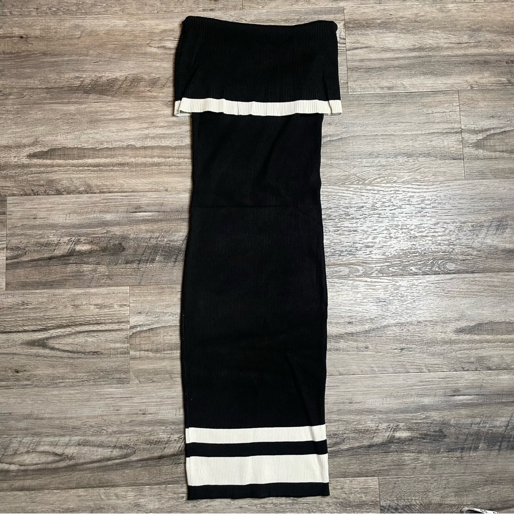 WinWin Apparel Off-the-Shoulder Stretch Midi Dress Black & White Size L
